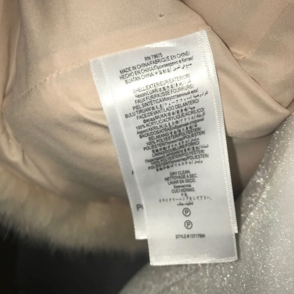 Gorgeous faux fur BCBG pale pink coat - Picture 5 of 5